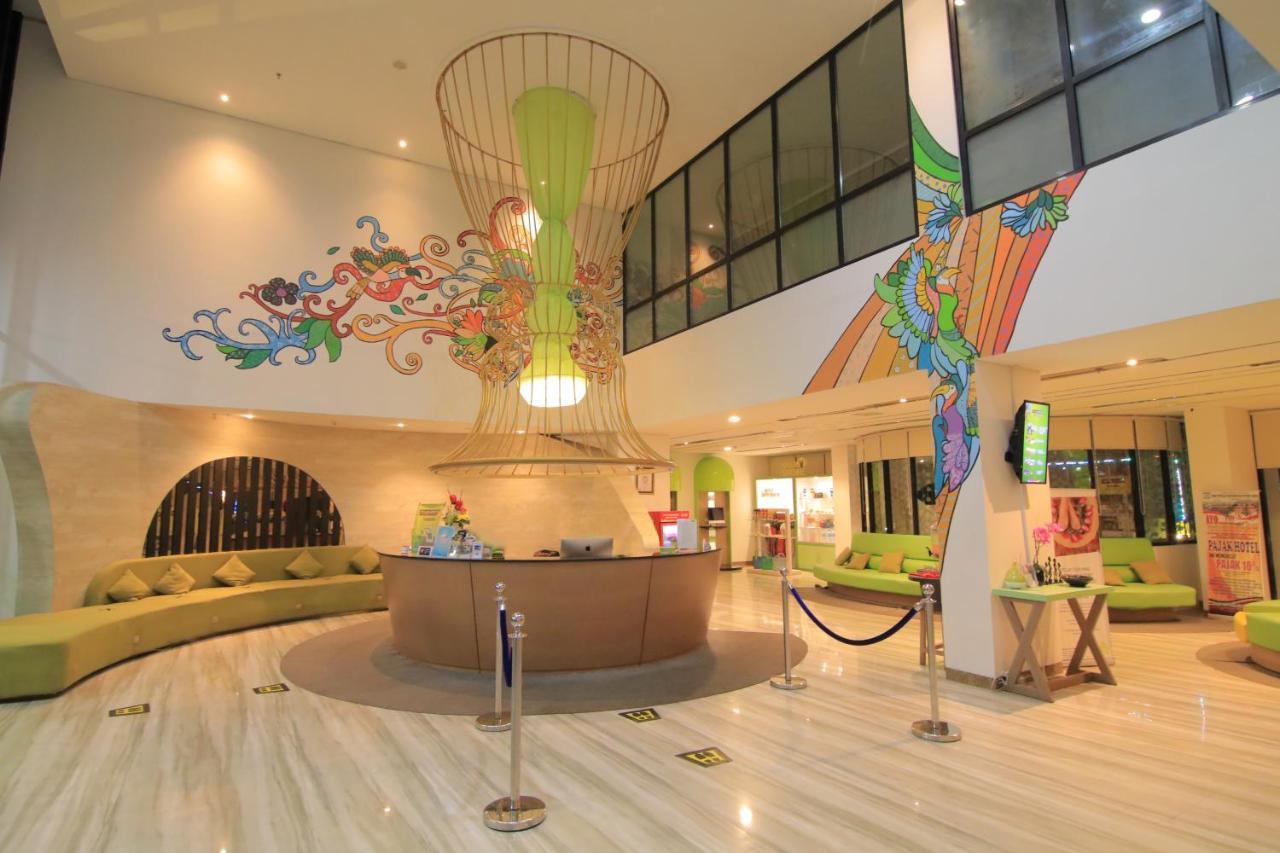 Maxonehotels @Balikpapan Exterior photo