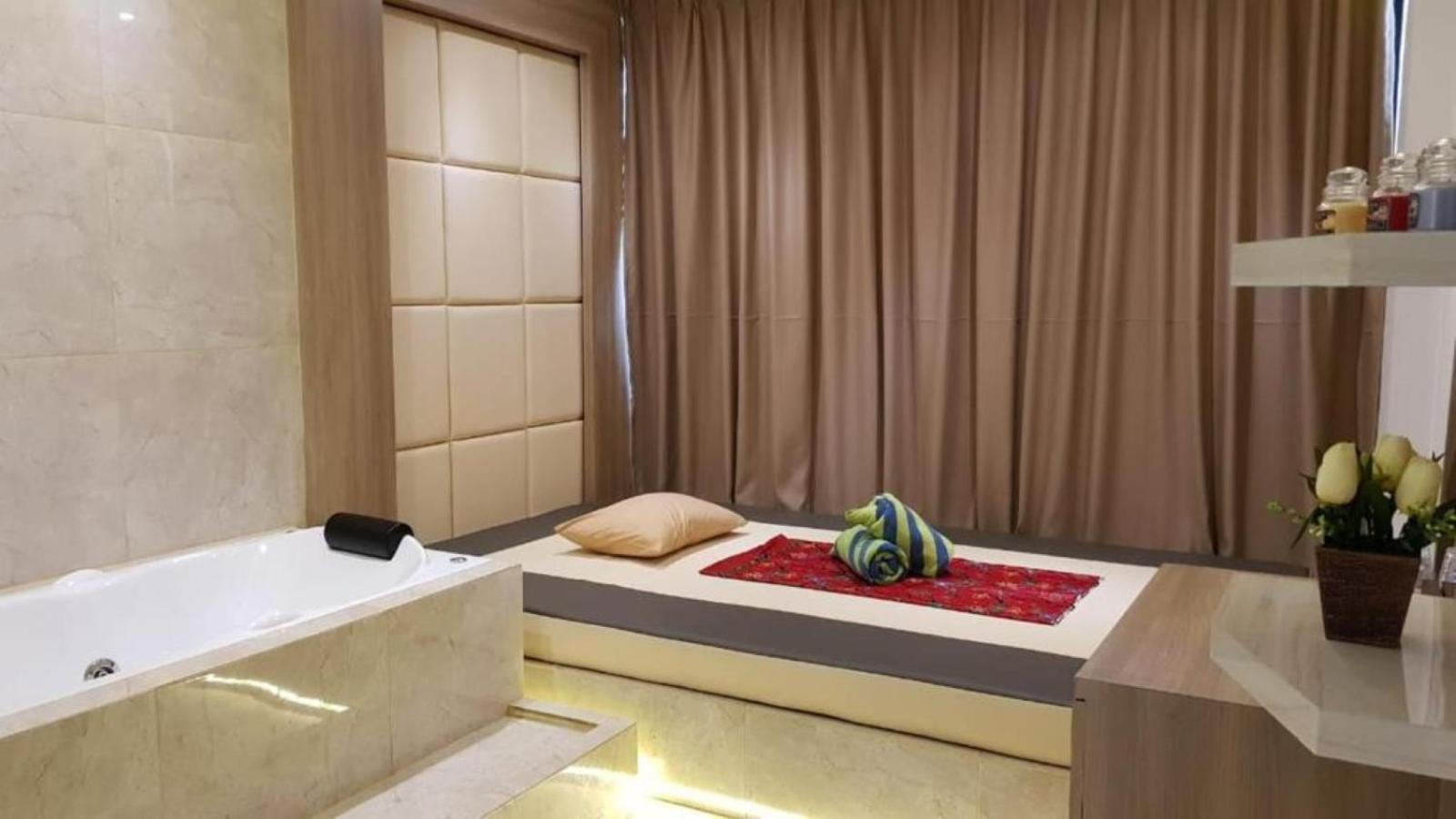 Maxonehotels @Balikpapan Exterior photo
